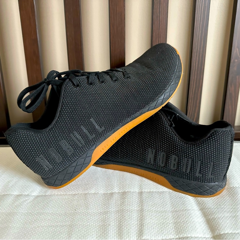 Nobull Black gum trainer, Size 10 in excellent condition.